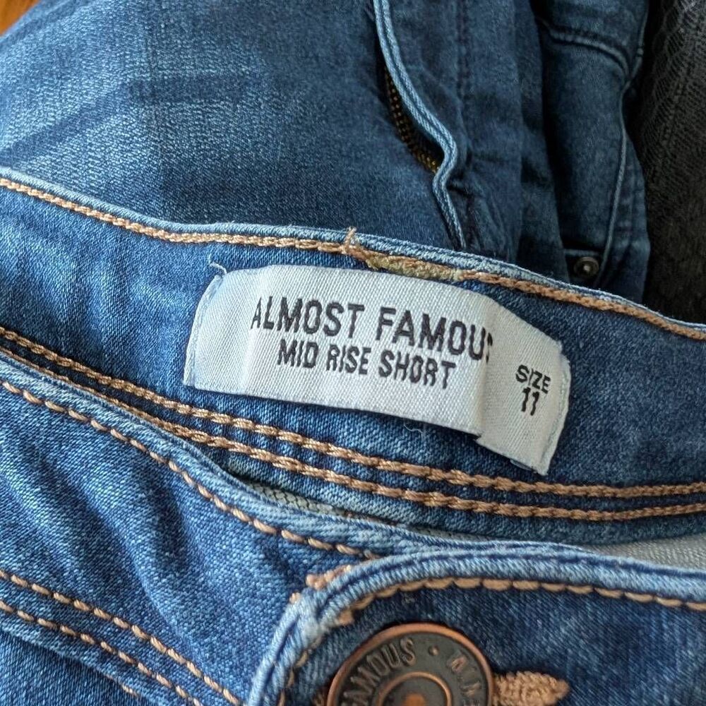 Almost Famous Mid Rise Denim Short 11 - Picture 3 of 3
